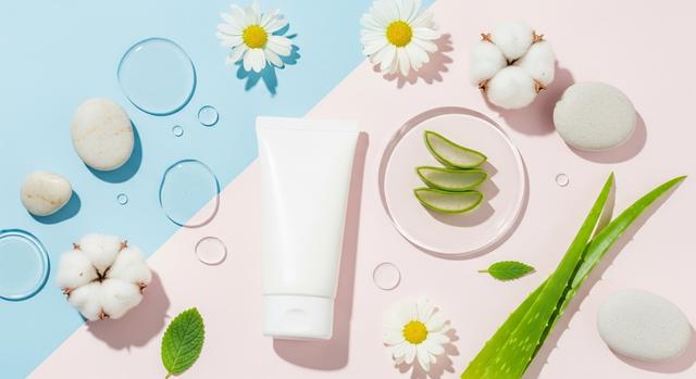 Best SPF for Dry Sensitive Skin: Gentle & Safe Picks