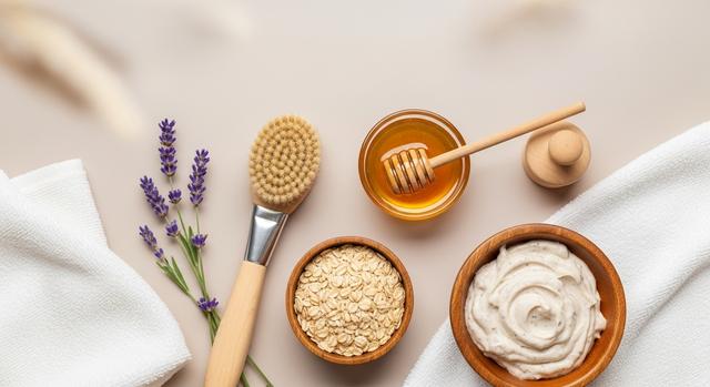 Exfoliation Tips for Dry Skin: Simple Care Guide