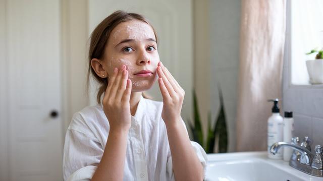How to Exfoliate Sensitive Skin: A Simple, Safe Guide